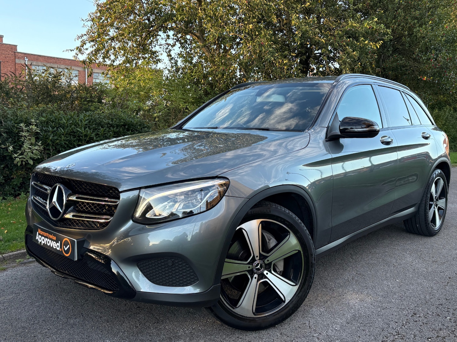 Used Mercedes-Benz GLC 2018 for sale - 77977355: Photo 5