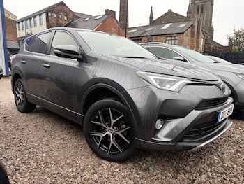 Used Toyota RAV4 2017 for sale - 77399556: Photo
