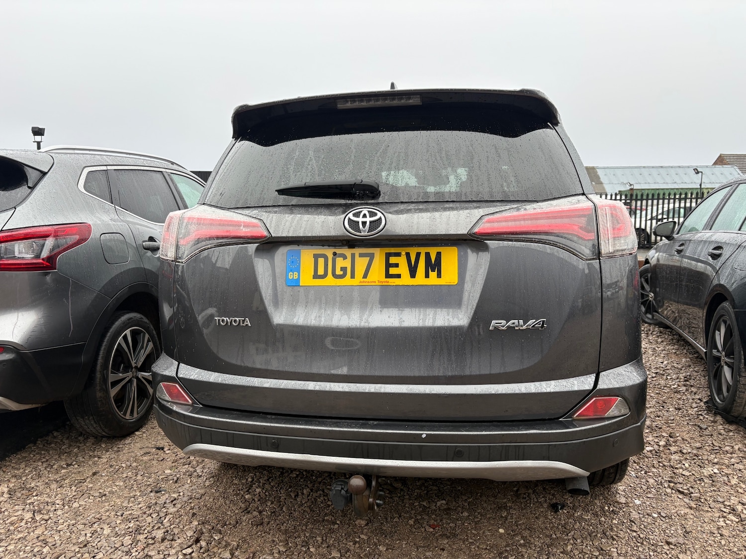 Used Toyota RAV4 2017 for sale - 77399556: Photo 4