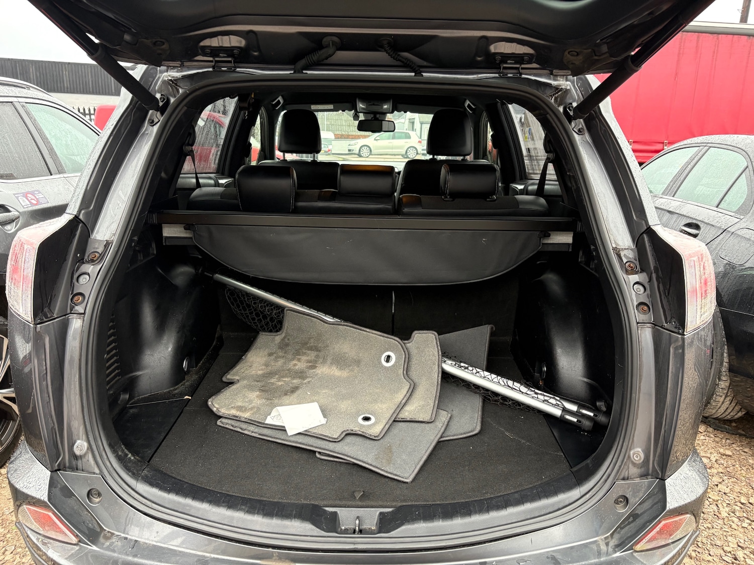 Used Toyota RAV4 2017 for sale - 77399556: Photo 7