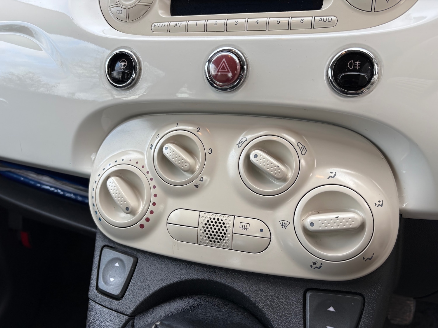 Used Fiat 500 2010 for sale - 77055096: Photo 11