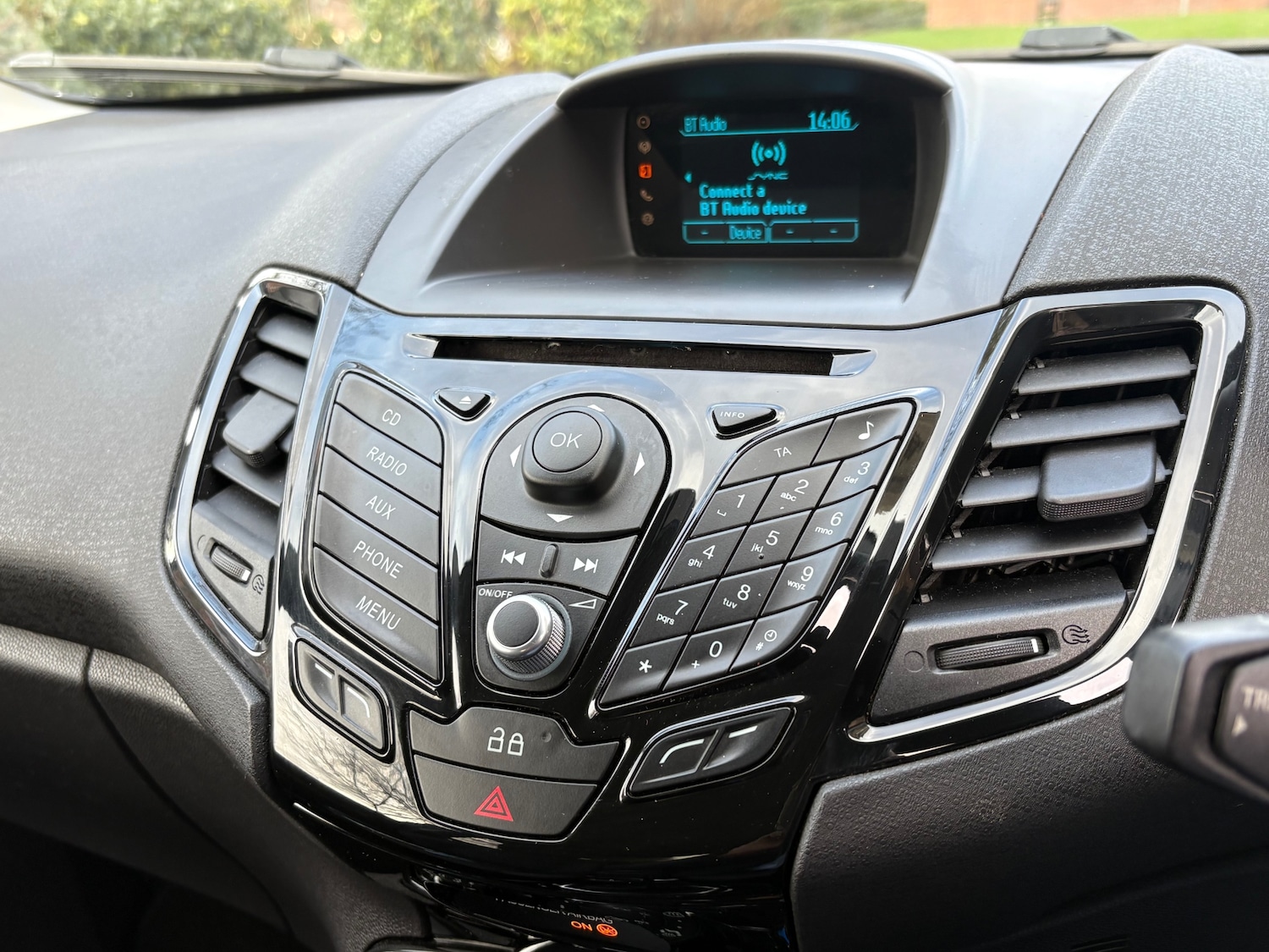 Used Ford Fiesta 2013 for sale - 77490394: Photo 15