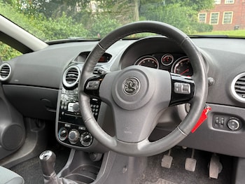 Used Vauxhall Corsa 2011 for sale - 75413324: Photo