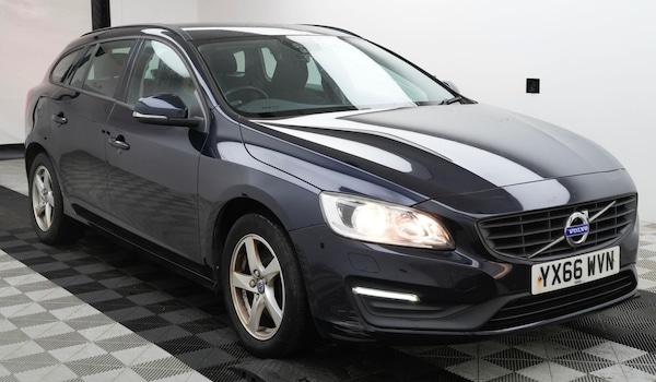 Used Volvo V60 2016 for sale - 76264436: Photo 1