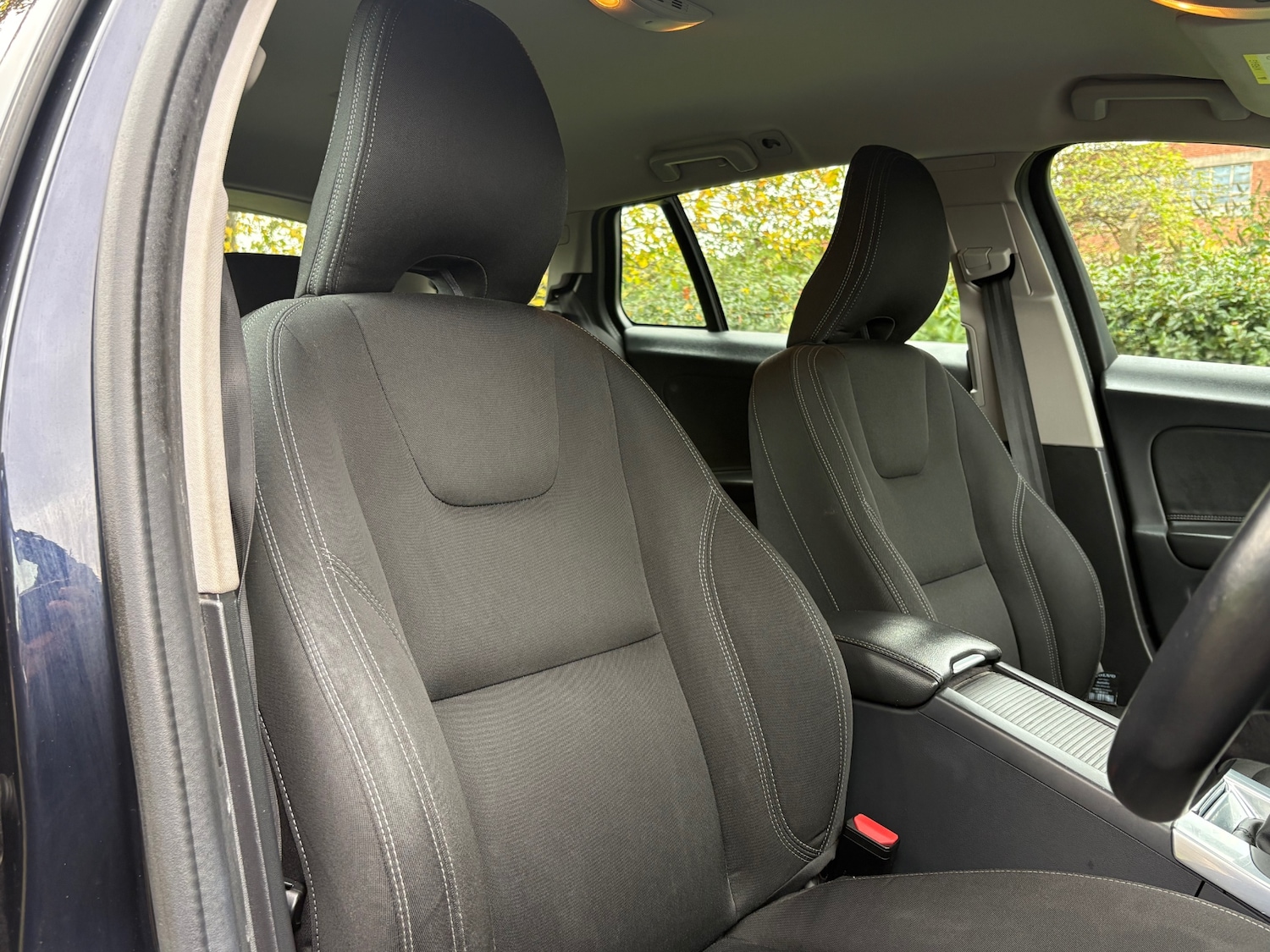 Used Volvo V60 2016 for sale - 76264436: Photo 20