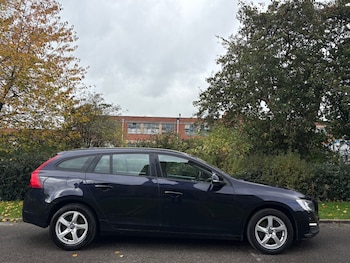 Used Volvo V60 2016 for sale - 76264436: Photo