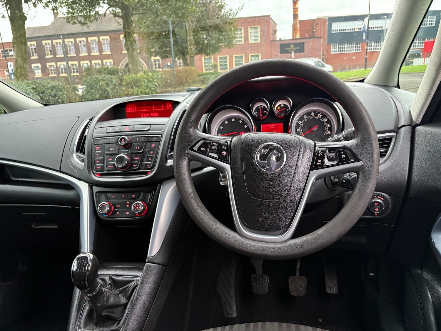 Used Vauxhall Zafira 2015 for sale - 76831584: Photo 9