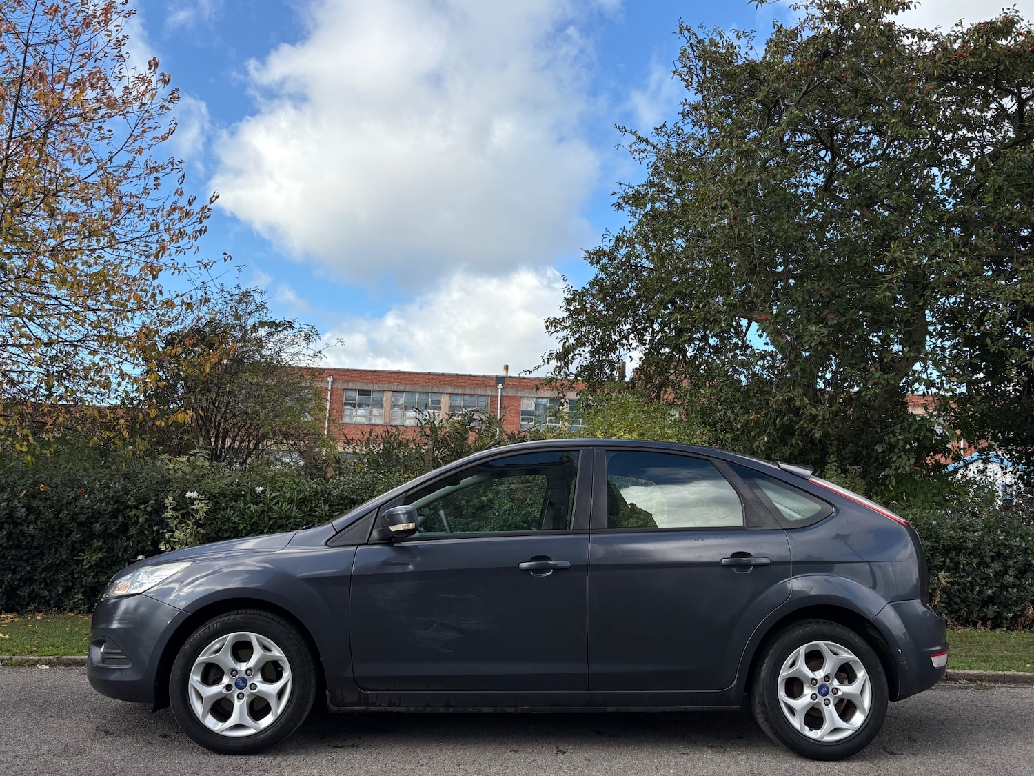 Used Ford Focus 2011 for sale - 76376967: Photo 10
