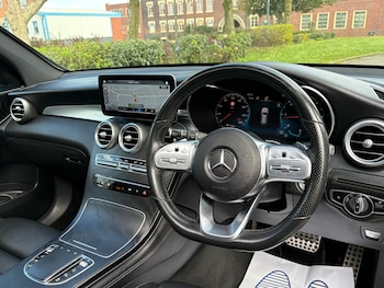 Used Mercedes-Benz GLC 2019 for sale - 78308234: Photo