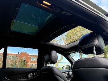 Used Mercedes-Benz GLC 2019 for sale - 78308234: Photo