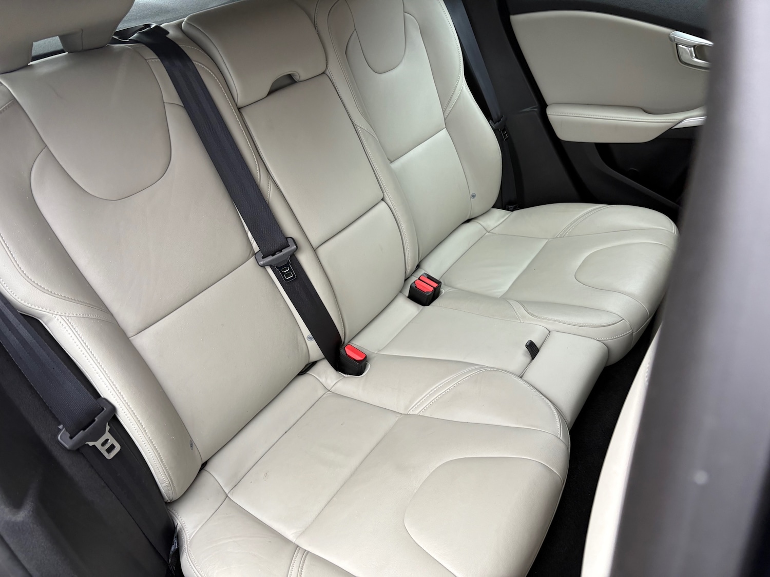 Used Volvo V40 2014 for sale - 77453672: Photo 4