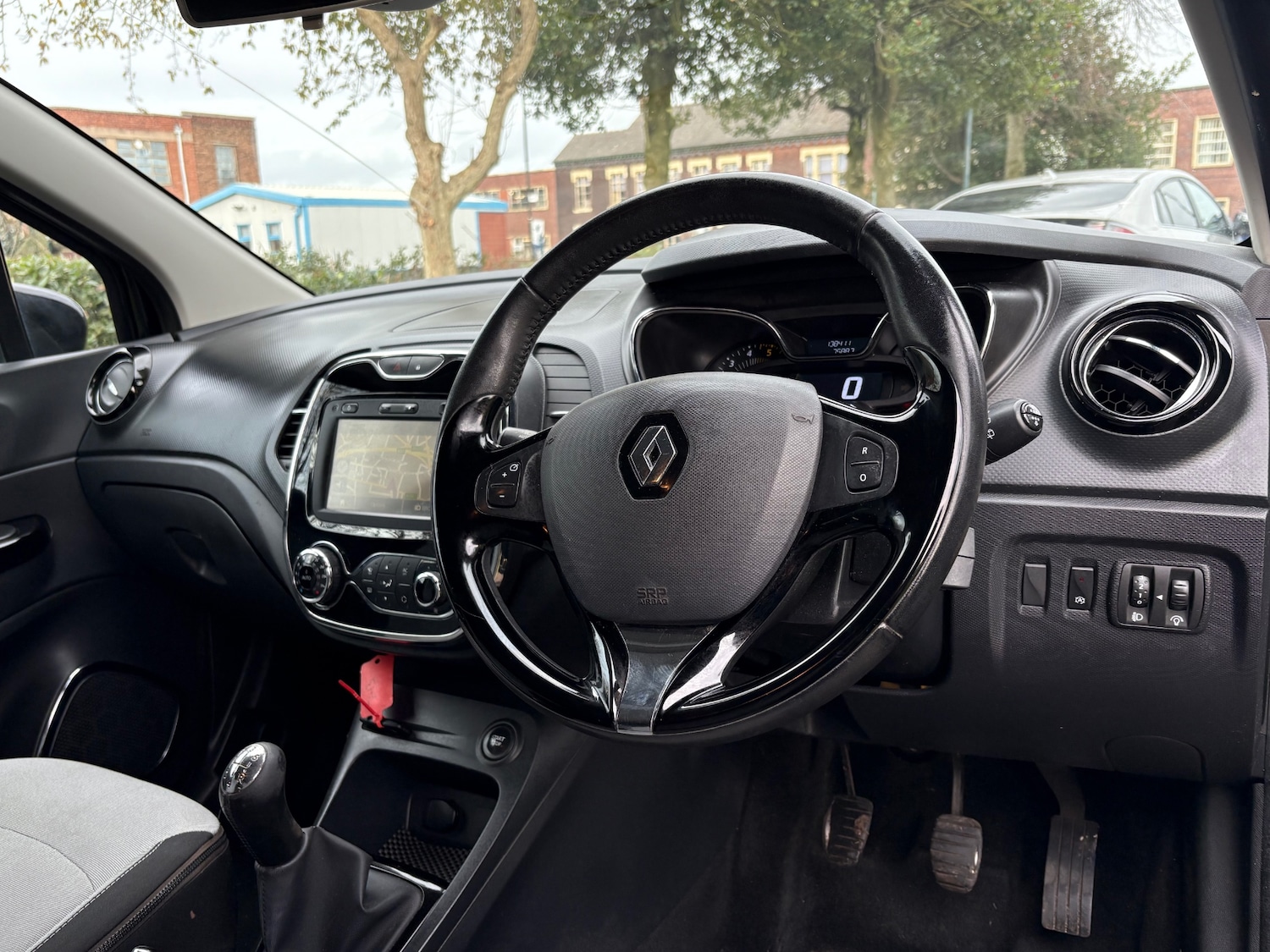 Used Renault Captur 2013 for sale - 76859153: Photo 10