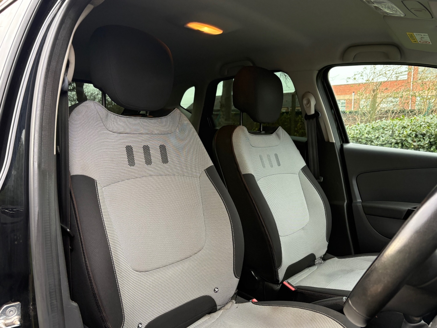 Used Renault Captur 2013 for sale - 76859153: Photo 15