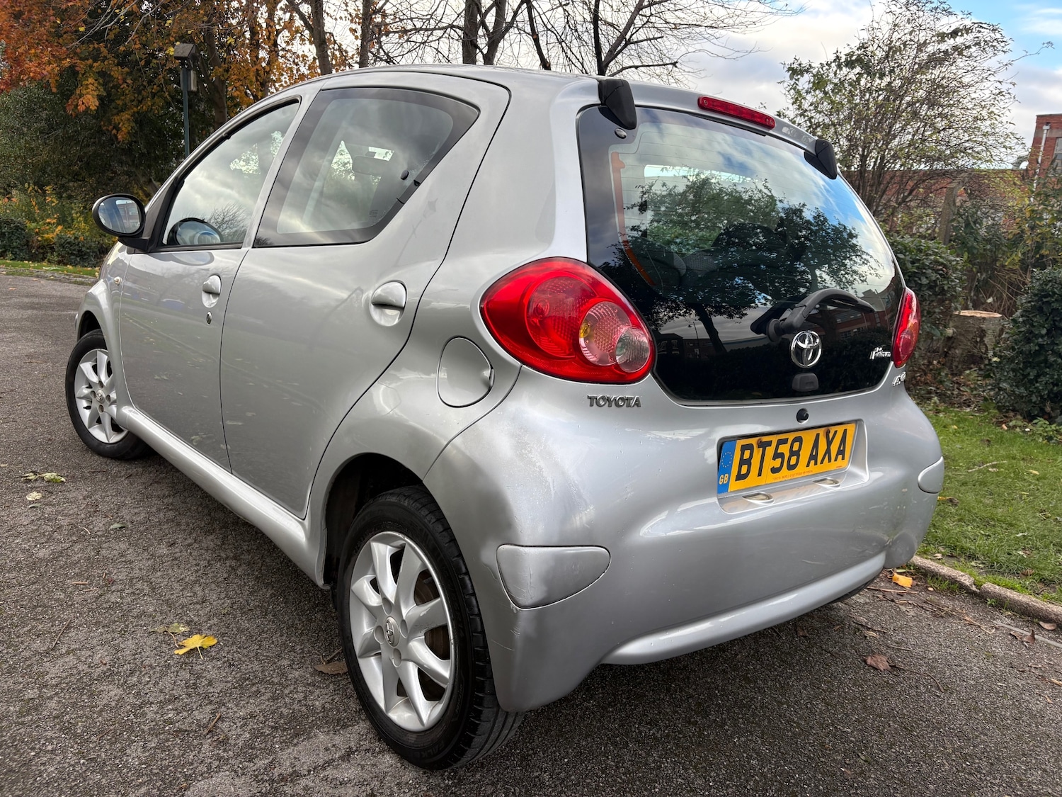 Used Toyota AYGO 2009 for sale - 76518570: Photo 11