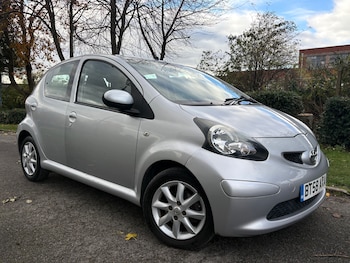 Used Toyota AYGO 2009 for sale - 76518570: Photo