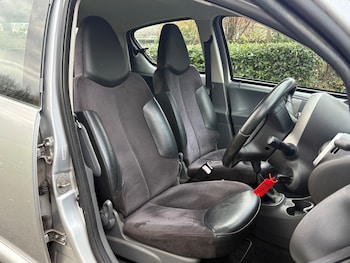 Used Toyota AYGO 2009 for sale - 76518570: Photo