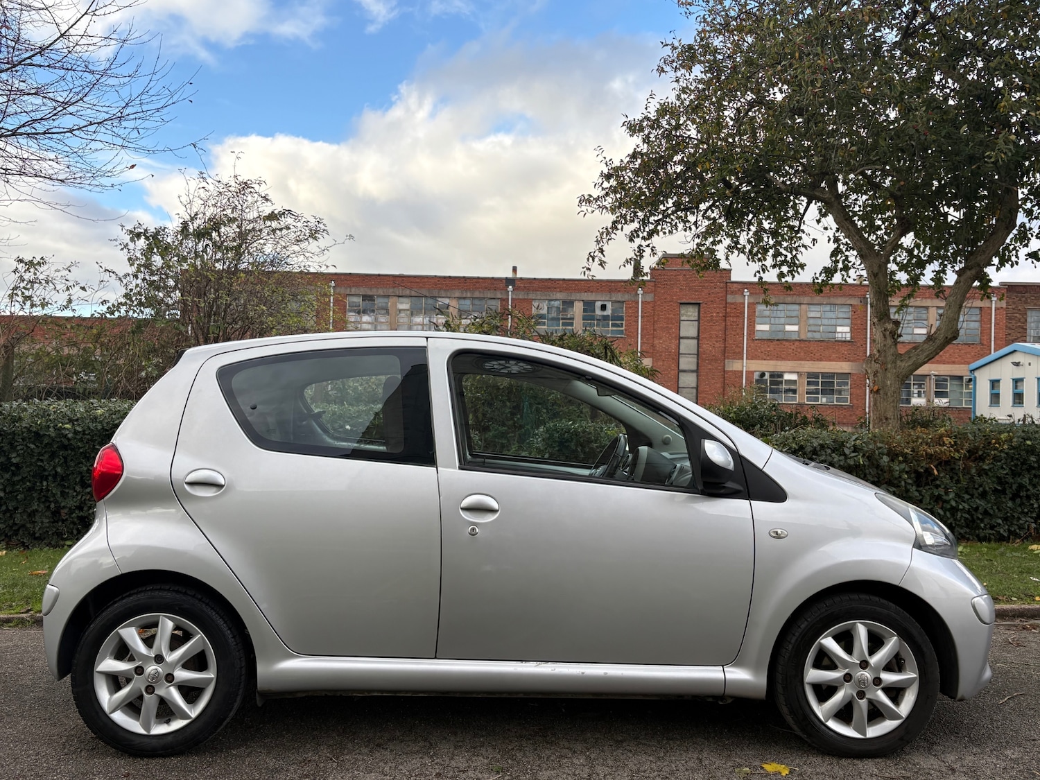 Used Toyota AYGO 2009 for sale - 76518570: Photo 7