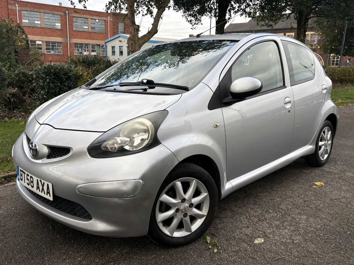 Used Toyota AYGO 2009 for sale - 76518570: Photo 8