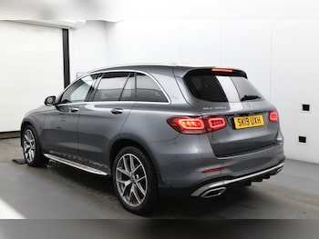 Used Mercedes-Benz GLC 2019 for sale - 77881186: Photo