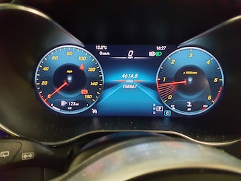 Used Mercedes-Benz GLC 2019 for sale - 77881186: Photo