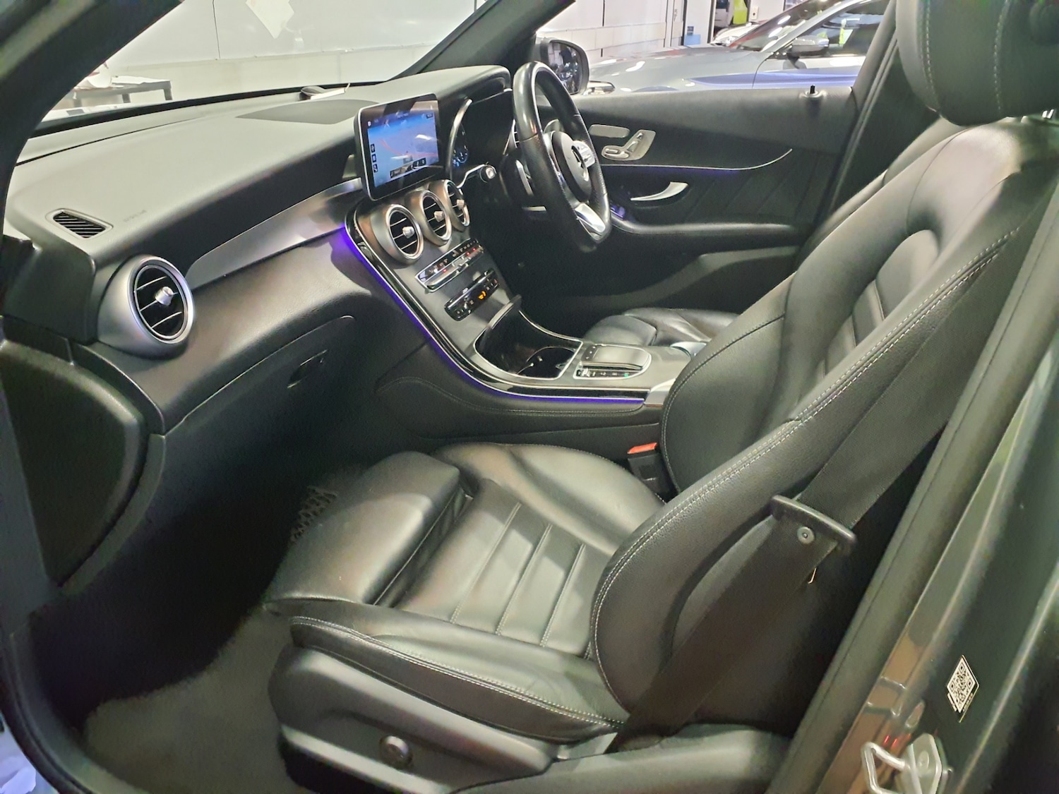 Used Mercedes-Benz GLC 2019 for sale - 77881186: Photo 5