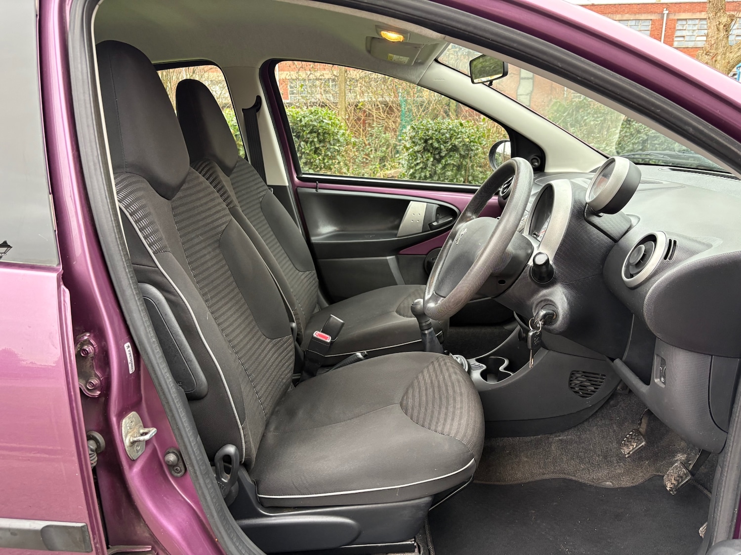 Used Peugeot 107 2014 for sale - 76950832: Photo 14