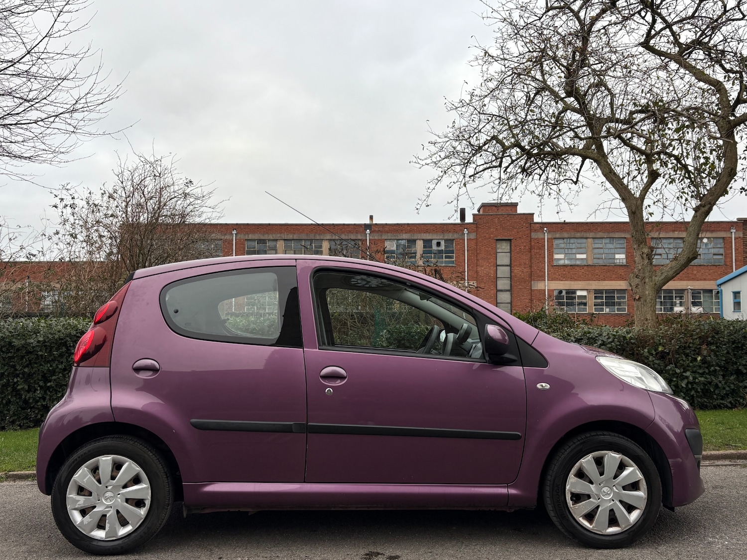 Used Peugeot 107 2014 for sale - 76950832: Photo 7