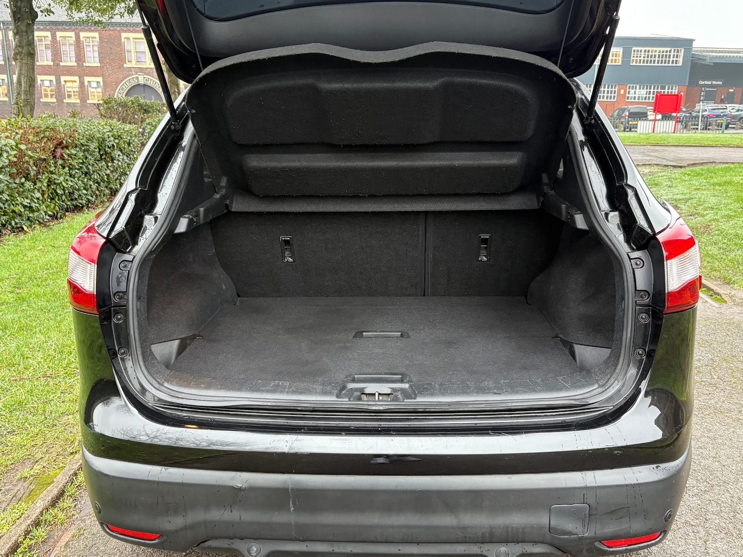 Used Nissan Qashqai 2014 for sale - 77248589: Photo 9