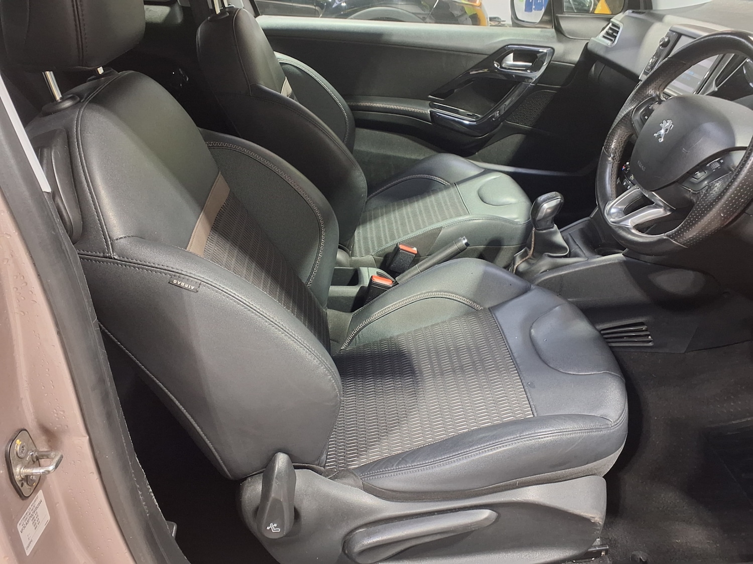 Used Peugeot 208 2012 for sale - 77461394: Photo 4