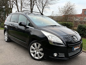 Used Peugeot 5008 2012 for sale - 77063755: Photo