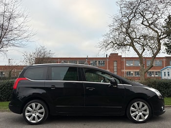 Used Peugeot 5008 2012 for sale - 77063755: Photo