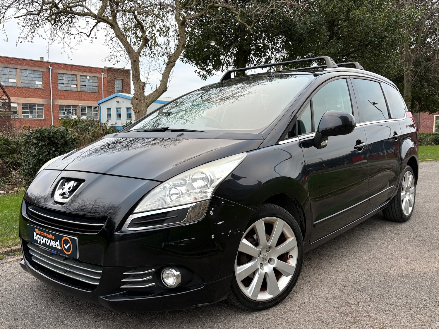 Used Peugeot 5008 2012 for sale - 77063755: Photo 6