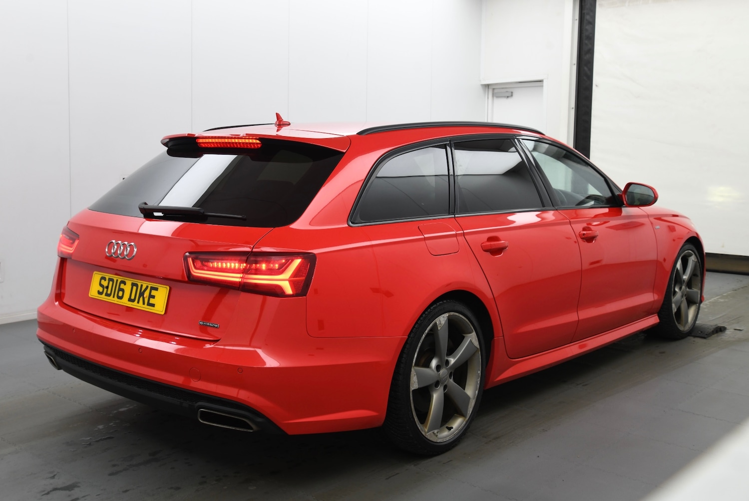 Used Audi A6 Avant 2016 for sale - 77381731: Photo 2