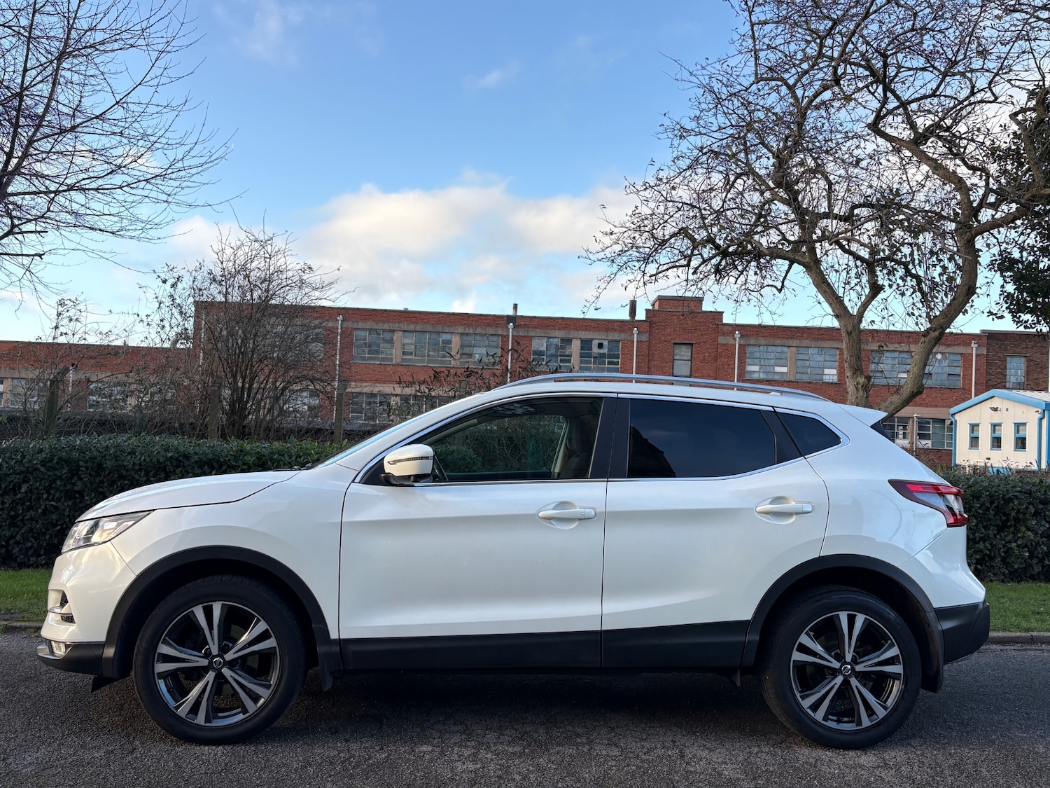 Used Nissan Qashqai 2017 for sale - 77005969: Photo 10