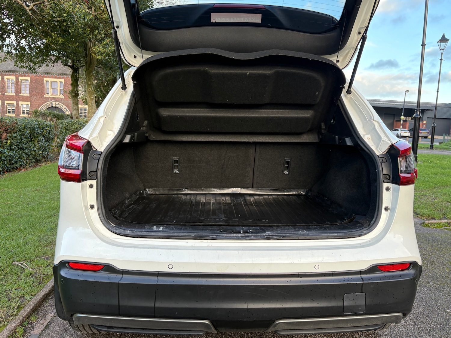 Used Nissan Qashqai 2017 for sale - 77005969: Photo 13