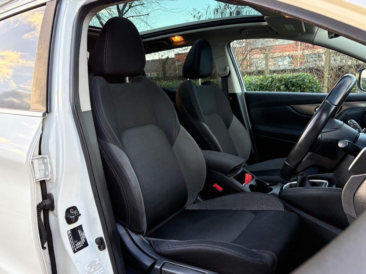 Used Nissan Qashqai 2017 for sale - 77005969: Photo 16