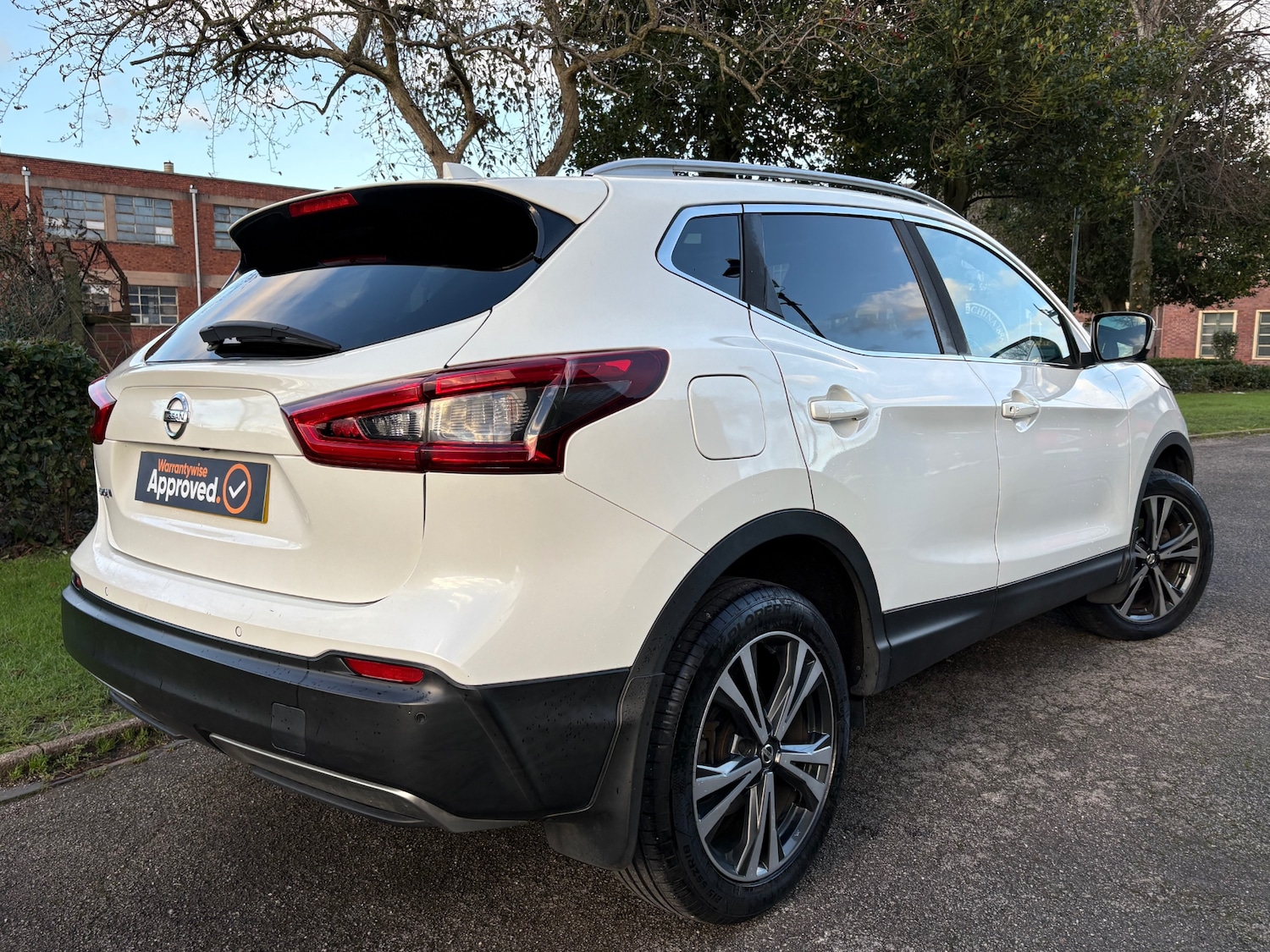 Used Nissan Qashqai 2017 for sale - 77005969: Photo 8