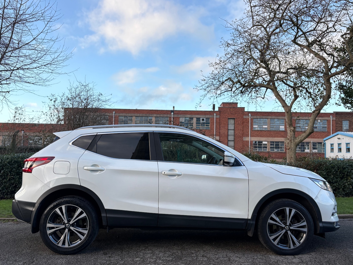 Used Nissan Qashqai 2017 for sale - 77005969: Photo 9