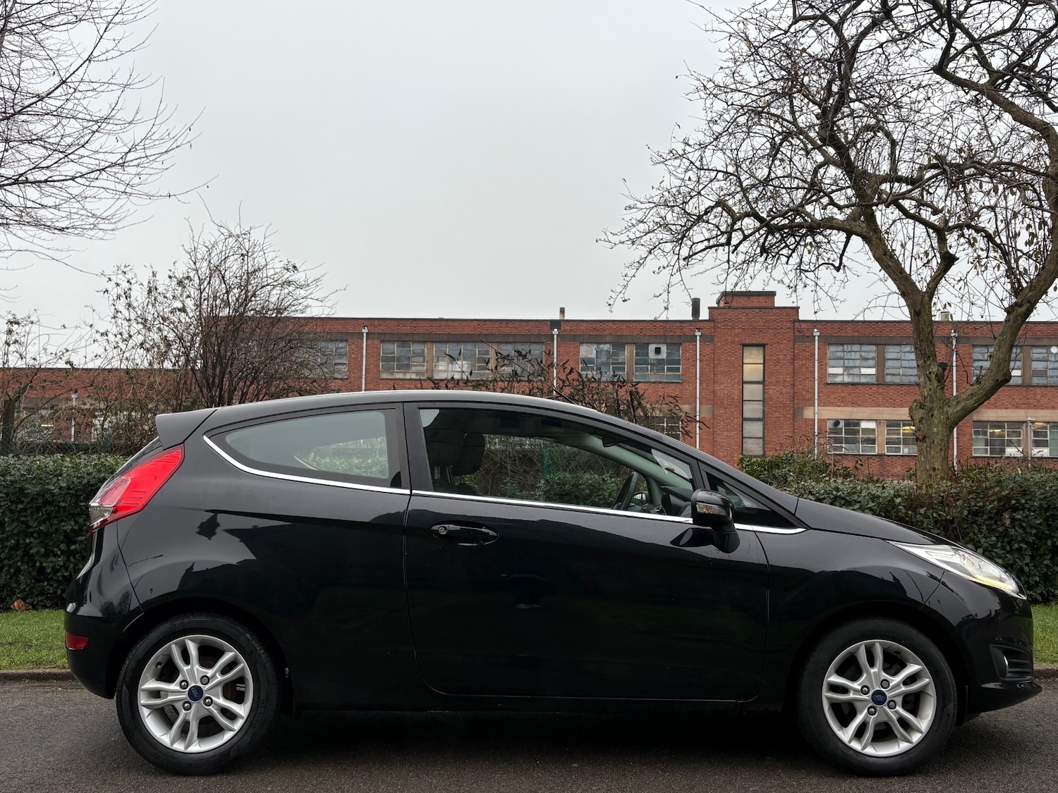 Used Ford Fiesta 2015 for sale - 77249049: Photo 5