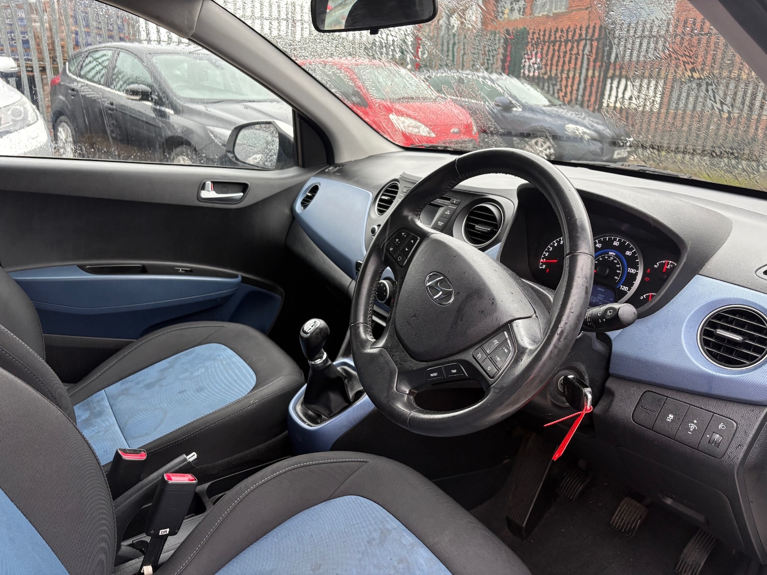 Used Hyundai i10 2015 for sale - 77461242: Photo 5