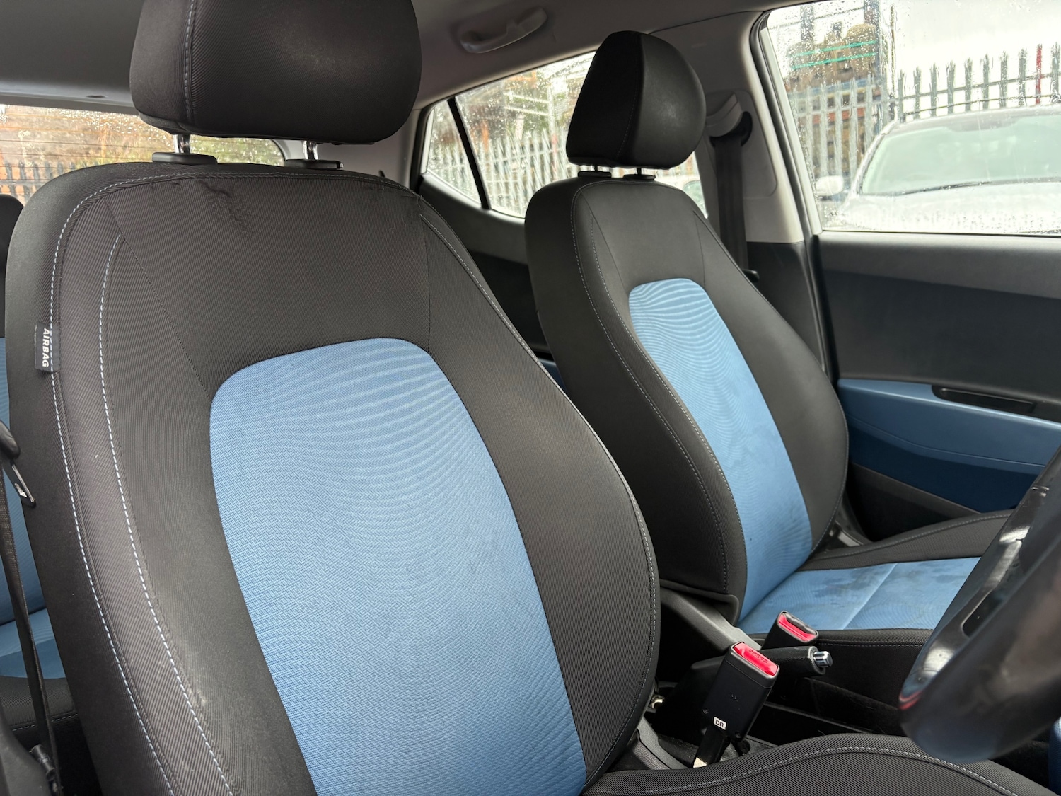 Used Hyundai i10 2015 for sale - 77461242: Photo 6