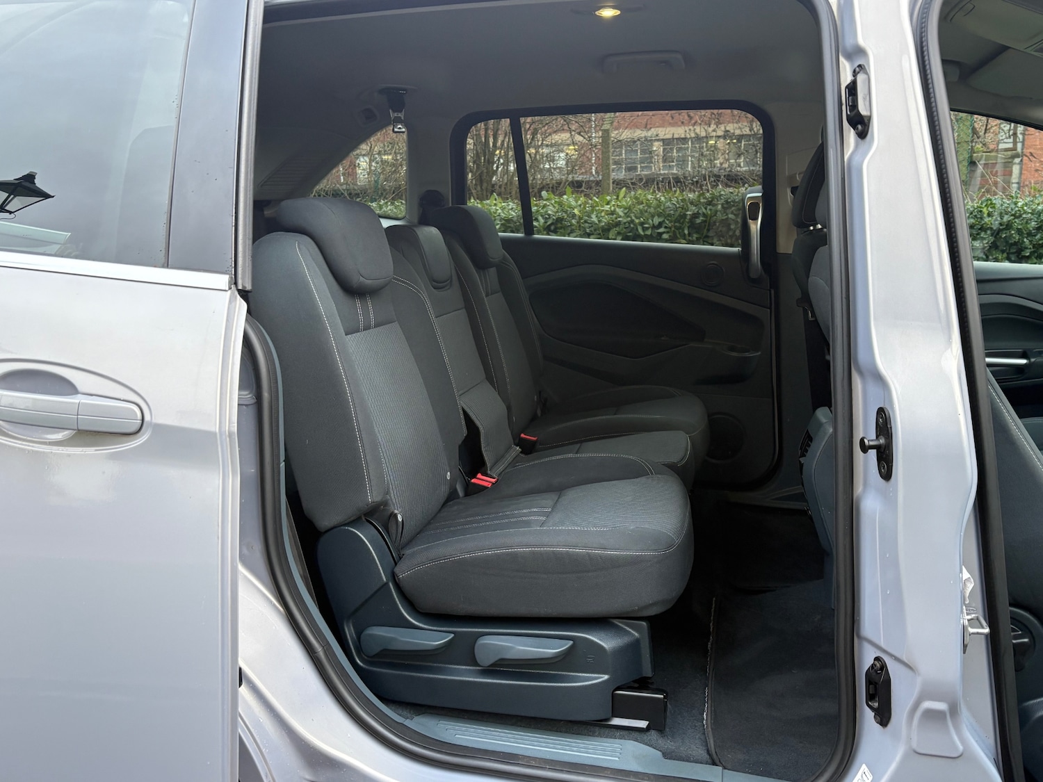 Used Ford Grand C-Max 2012 for sale - 77367260: Photo 17