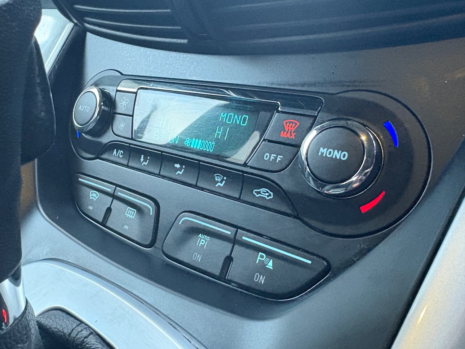 Used Ford Grand C-Max 2012 for sale - 77367260: Photo 20