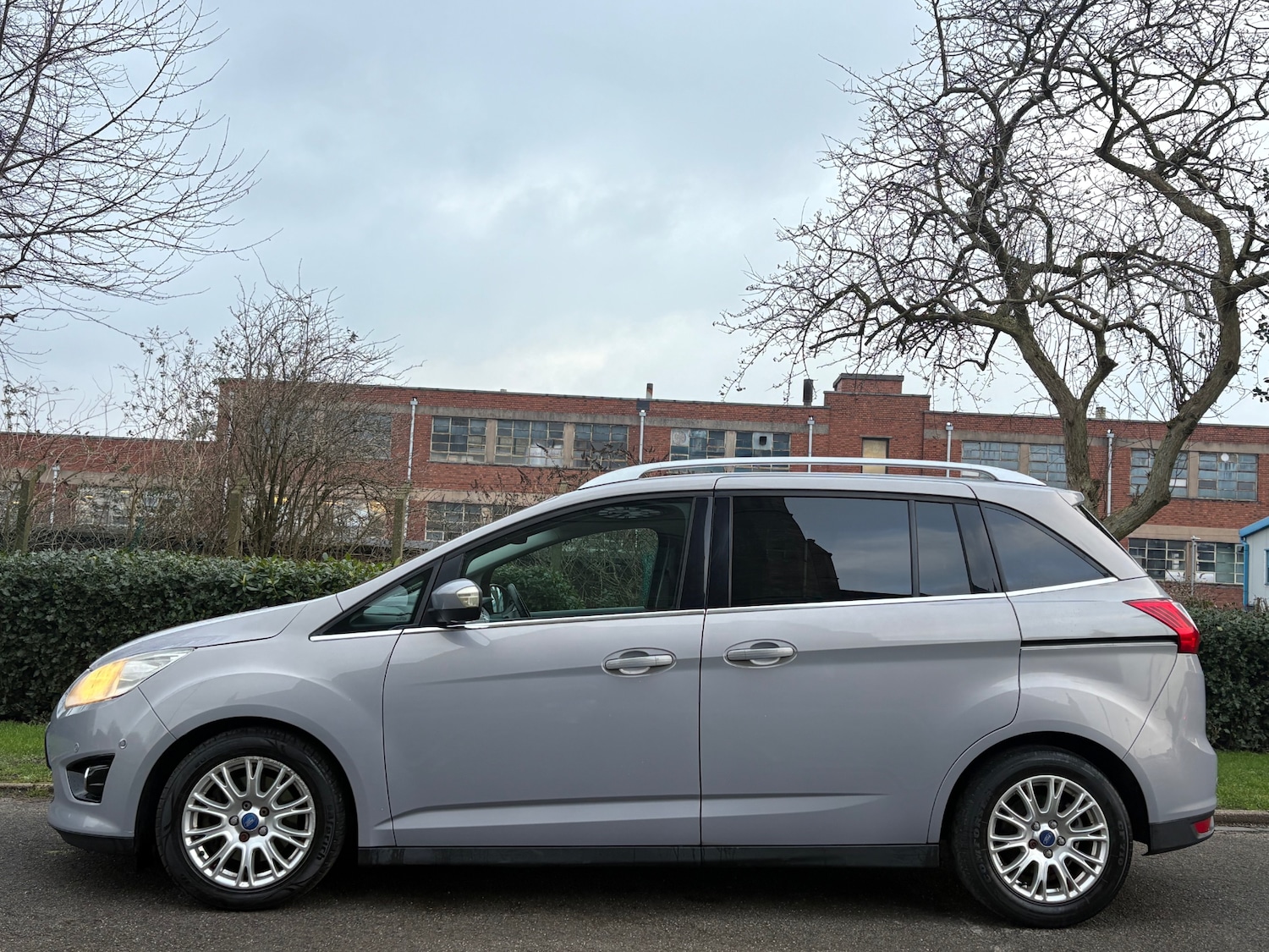 Used Ford Grand C-Max 2012 for sale - 77367260: Photo 3