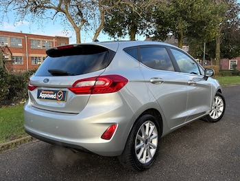 Used Ford Fiesta 2018 for sale - 77008487: Photo