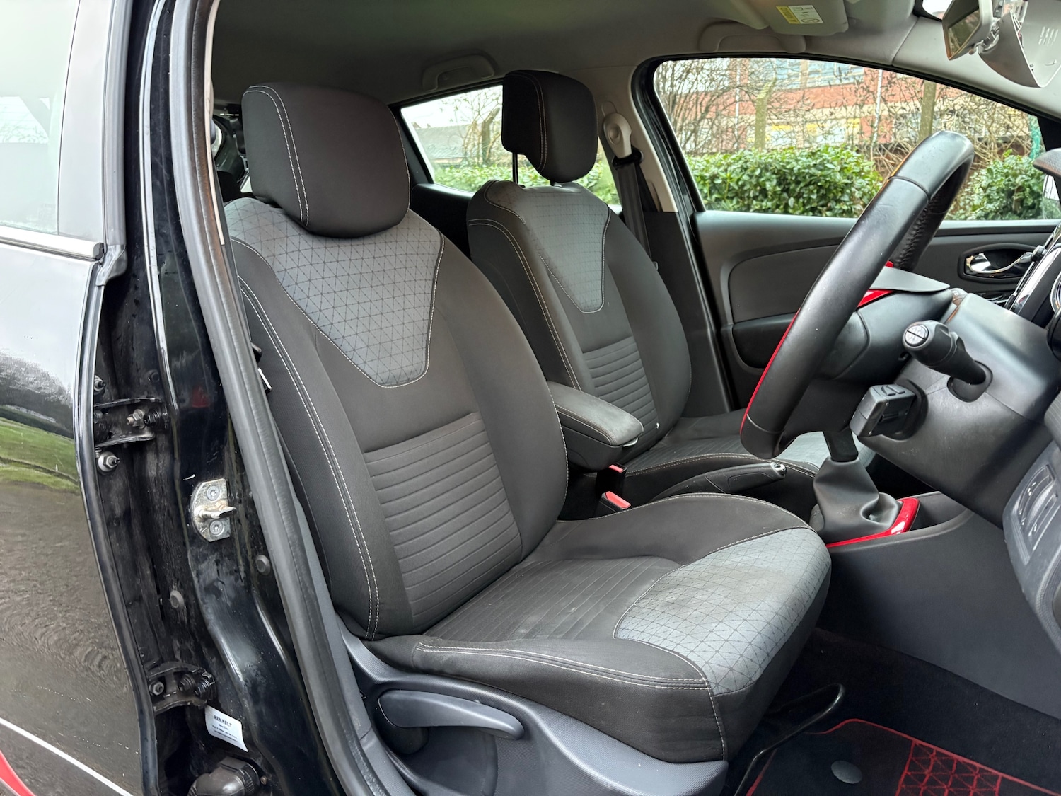 Used Renault Clio 2014 for sale - 77251353: Photo 11