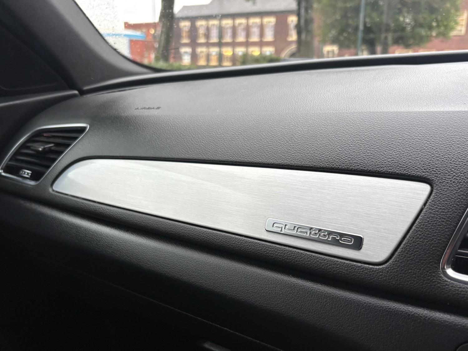 Used Audi Q3 2016 for sale - 76859876: Photo 14