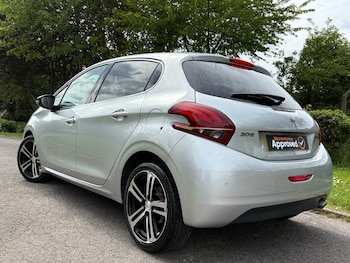 Used Peugeot 208 2018 for sale - 78508517: Photo