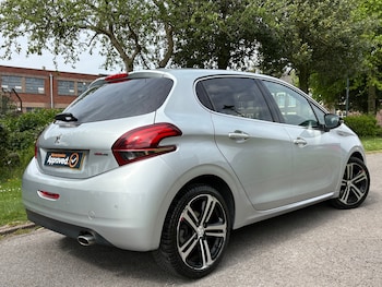 Used Peugeot 208 2018 for sale - 78508517: Photo