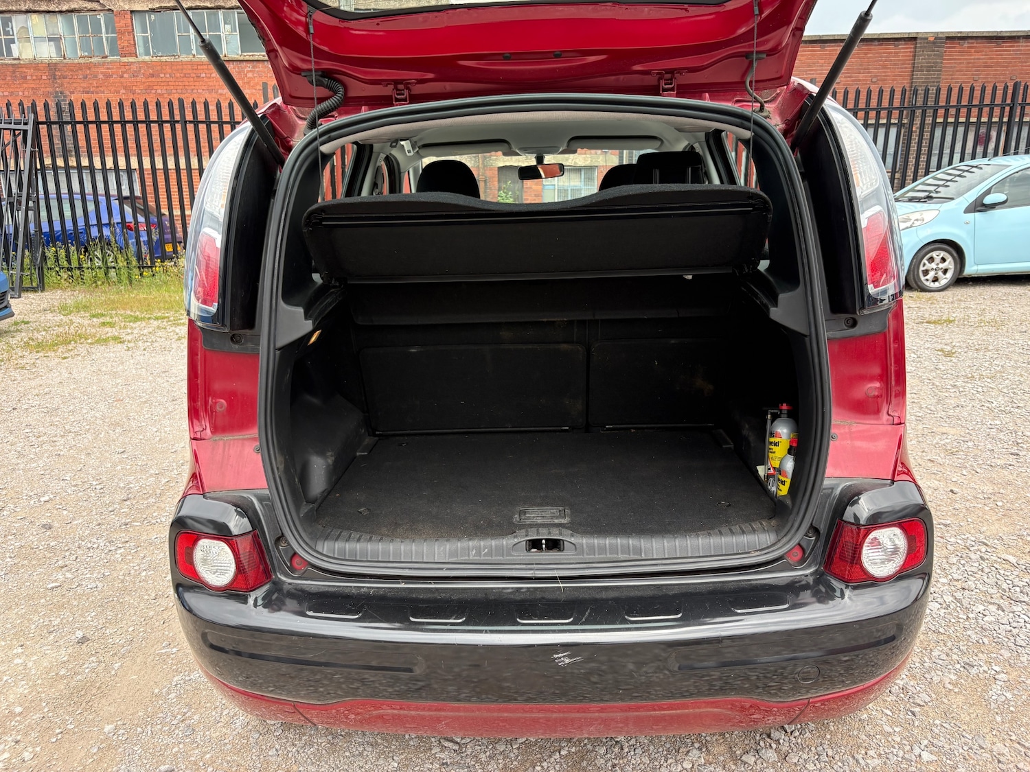 Vehicle 7
